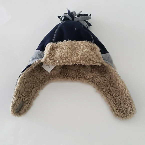 Baby GAP winter snow hat - Picture 2 of 7